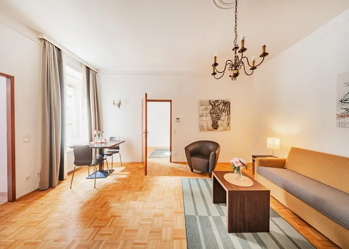 Serviced Josefstadt Apartment